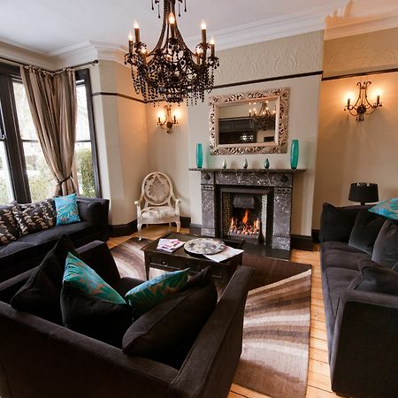 格拉夫顿精品酒店 哈罗盖特 外观 照片 The Drawing Room at The Old Vicarage