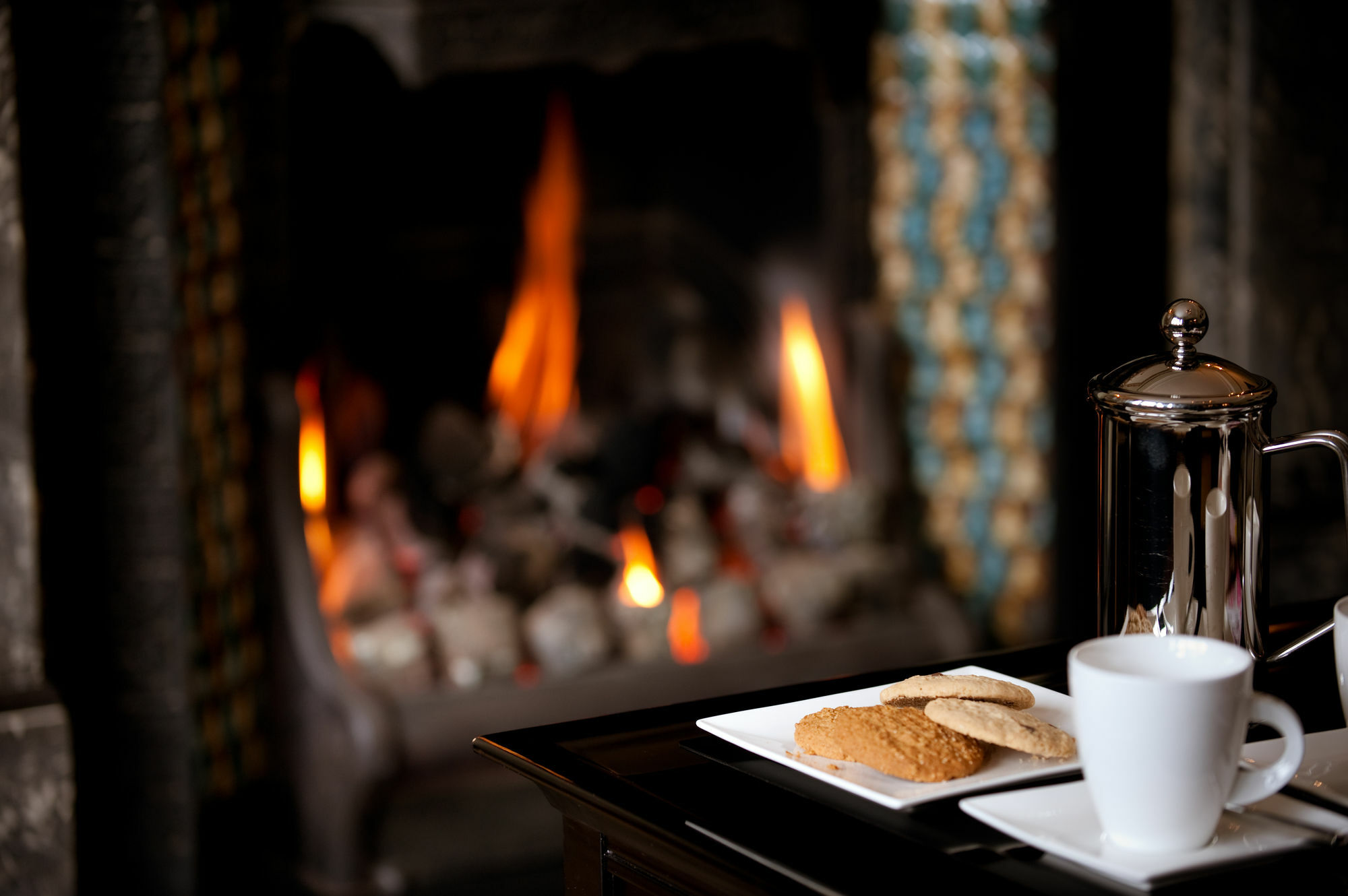格拉夫顿精品酒店 哈罗盖特 外观 照片 A fireplace in the hotel
